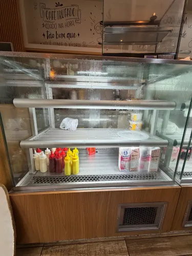 Vende-se estufa fria de
