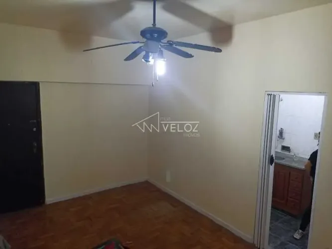 Apartamento - / Residencial / Centro