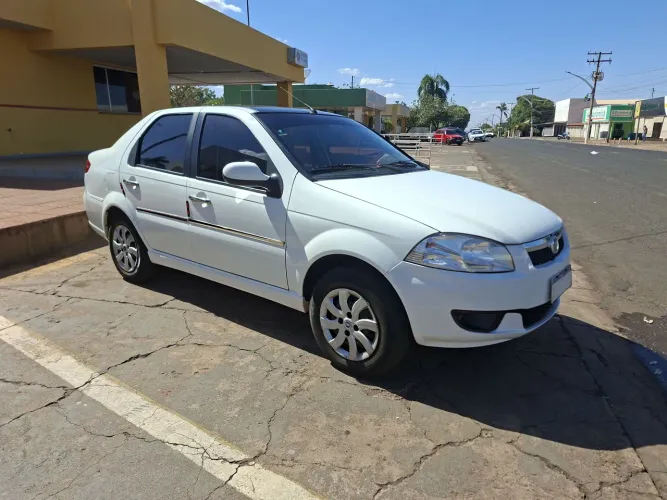 Fiat Siena EL 1.4 MPI Fire Flex 8V 4P 2013
