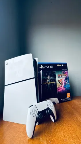 Play 5 Slim 1 TB