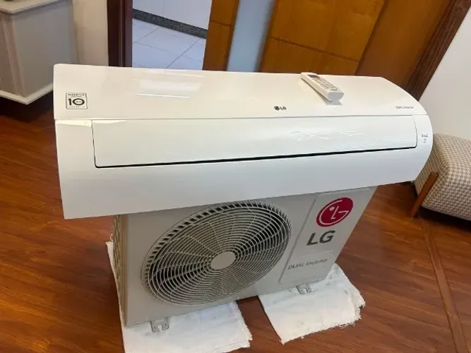 Ar Condicionado LG DUAL INVERTER 19000 Btus - Estado de Novo!