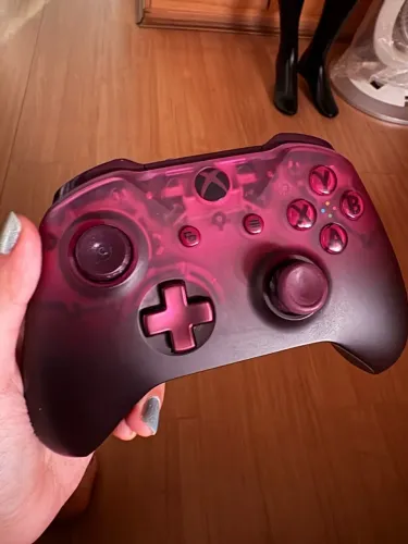 Controle Raríssimo Xbox One Phantom Magenta *com drift*