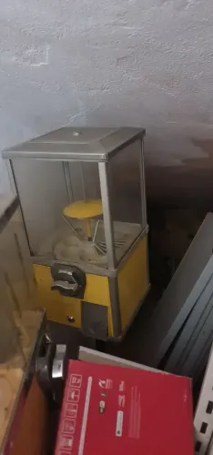 Máquina de cápsulas grande ou bolinhas