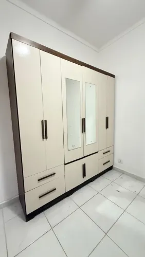 Guarda roupa casal