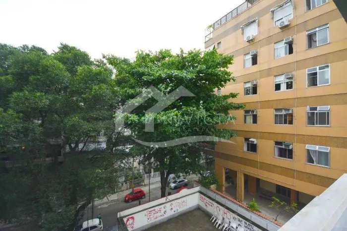 OPORTUNIDADE DE 4 QUARTOS EM RUA NOBRE!!