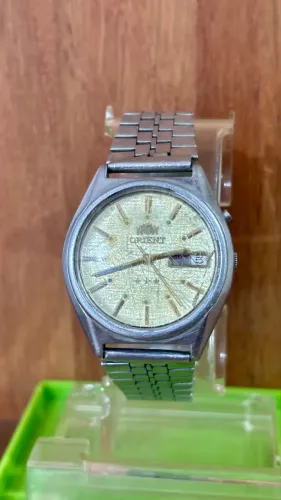 Relógio orient automático (vidro quebrado) 