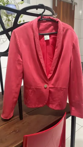Blazer Rosa com ombreiras