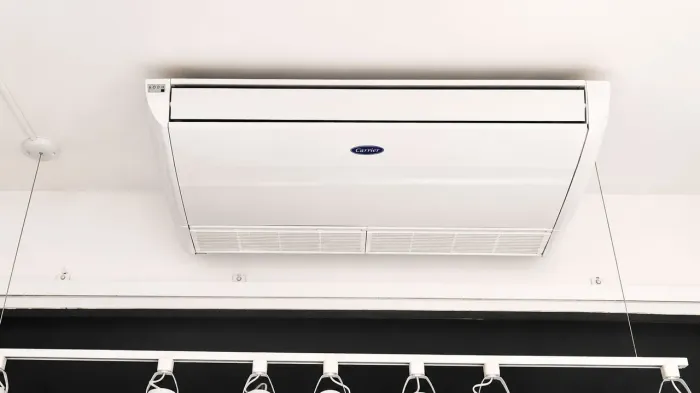 AR CONDICIONADO SPLIT INVERTER TETO 30.000 BTUS CARRIER X POWER USADO EM EXCELENTE ESTADO