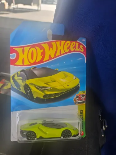 Hot Wheels 16 Lamborghini Centenario Roadster Verde Limão Verde-limão