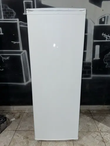 Vendo essa geladeira cônsul 270 Litros gelando muito