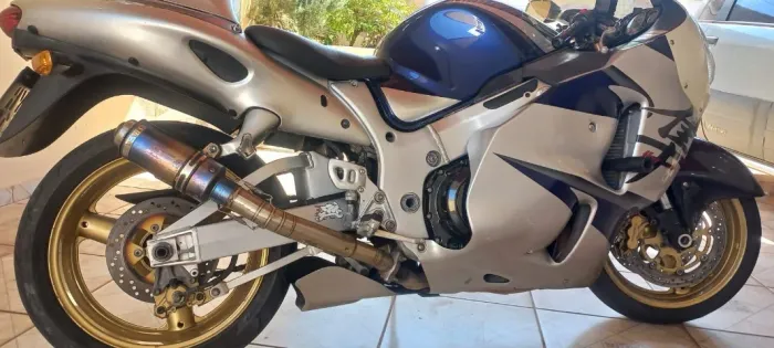 moto hayabuza 1300r GSX