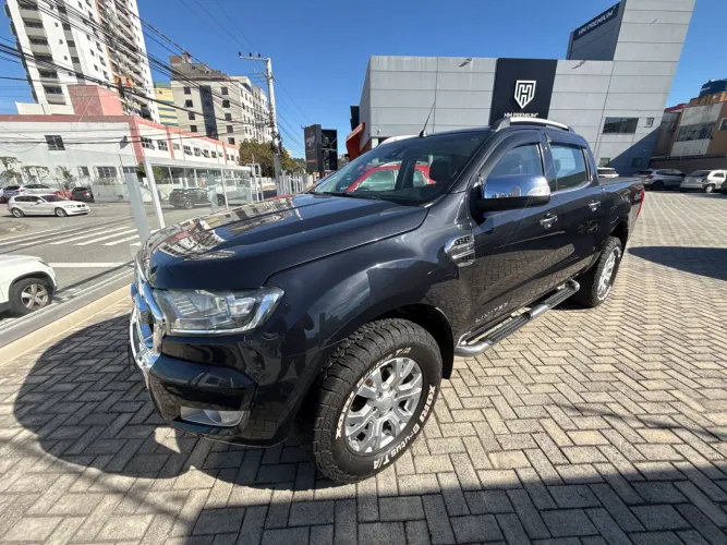 Ford Ranger Limited 3.2 20V 4X4 CD Aut. Dies. 2017
