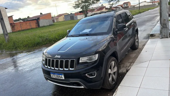 Jeep Grand Cherokee Limited 3.0 TB Dies. AUT 2014