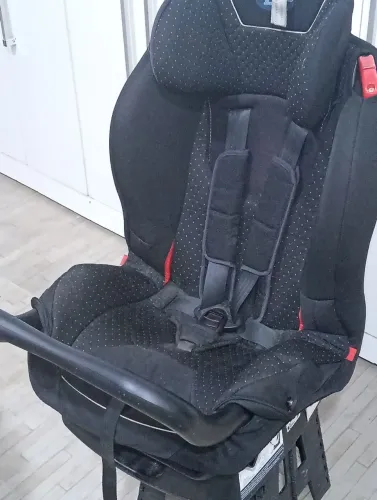 Cadeirinha Burigotto Matrix Evolution K (0 a 25kg) - Higienizada e Completa