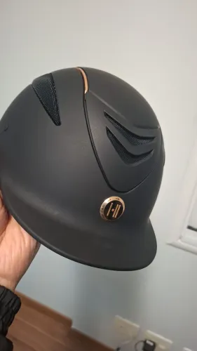 Capacete hipismo One K modelo Defender