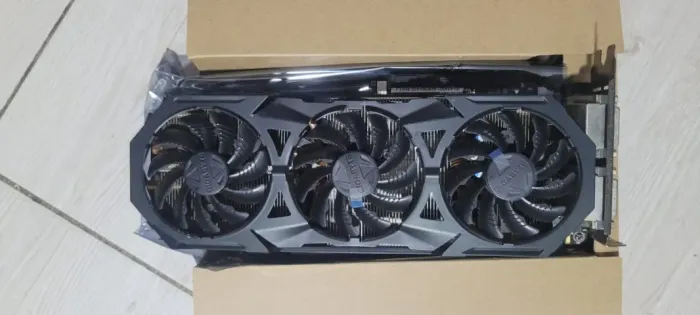 GTX 960 4GB DDR5 128bit 3 COOLERS.