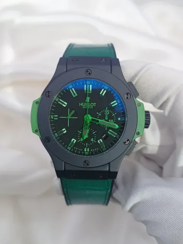 Relógio Hublot verde Classic crono 