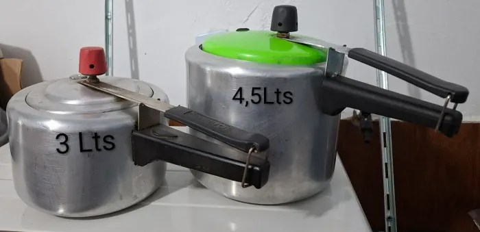 2 Panelas de Pressão