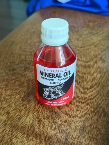 Óleo mineral freio hidráulico