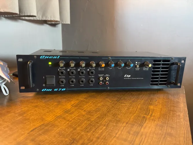 Amplificador multiuso Oneal OM 670