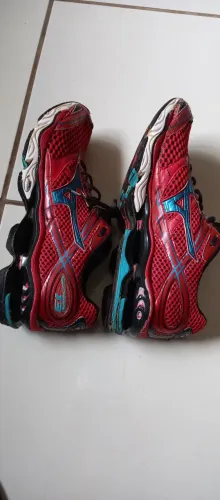 Tênis Mizuno Wave 13, número 44, raridade