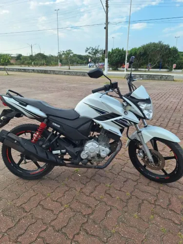 YANAHA YS 150 FAZER 150 SED/FLEX - ANO 2014 - PARTICULAR.