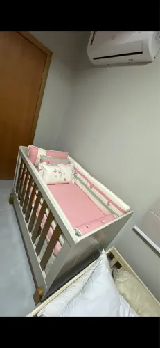 Vendo kit de berço para menina