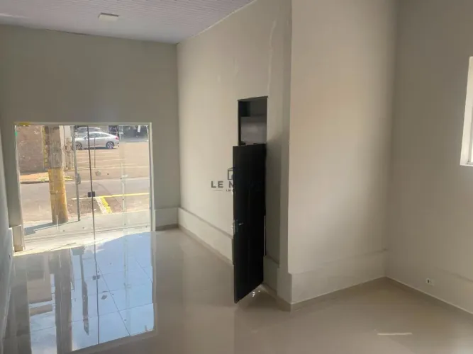 Casa residencial com ponto comercial para alugar no bairro Centro em Piracicaba/SP