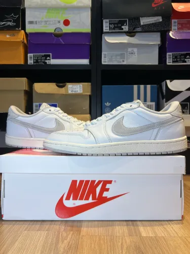 Jordan 1 Low Retro Neutral Grey 42 original