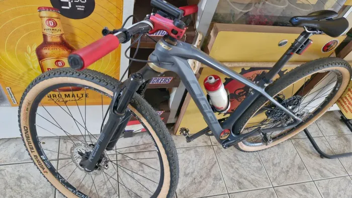 Bicicleta Oggi Agile Squadra 15,5 
