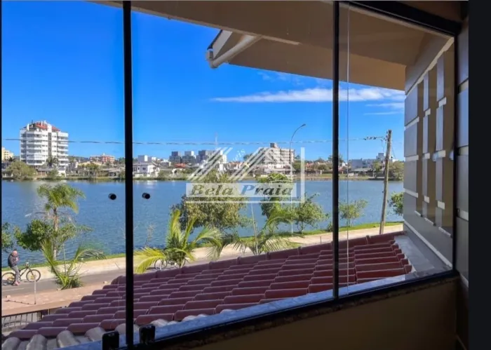 Casa frente Lagoa do Violão...Para quem procura sossego e tranquilidade.