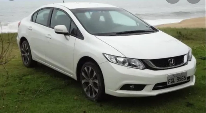 Civic 2014 para retirada de peças.