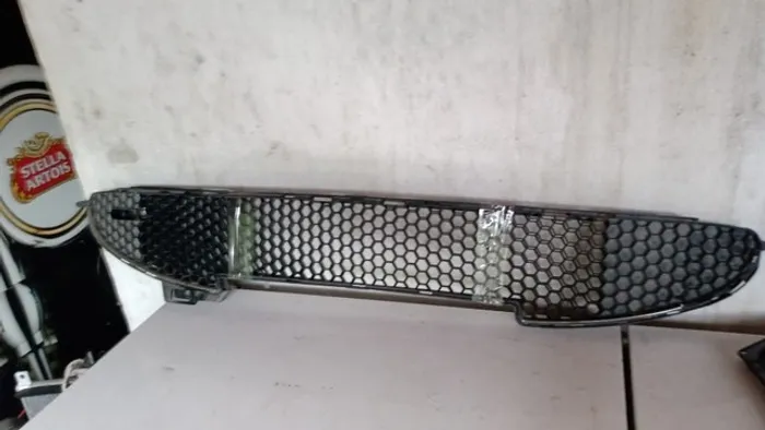 Grade dianteira inferior Peugeot 206 