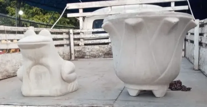 Enfeite de jardim e vaso - lindos