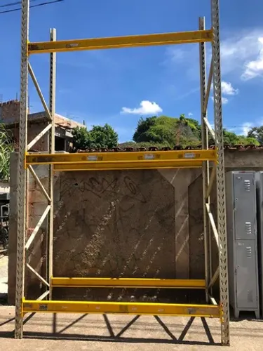 Porta palletes 1