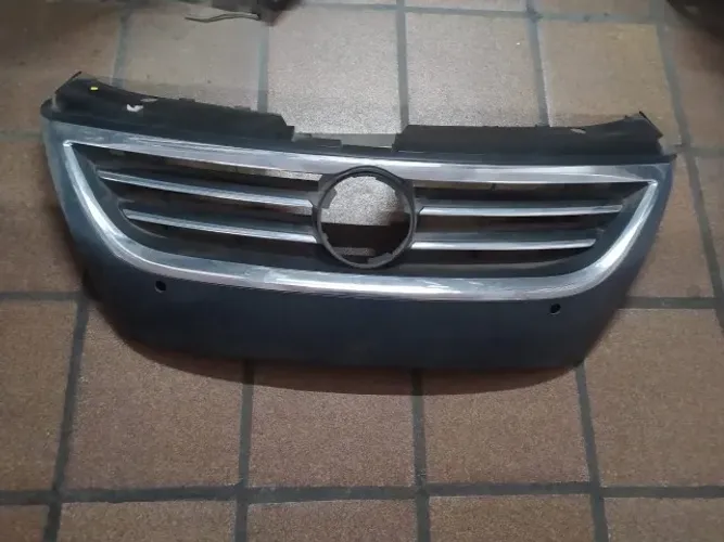 Grade Passat CC 2009 2010 2011 2012 Com Moldura 