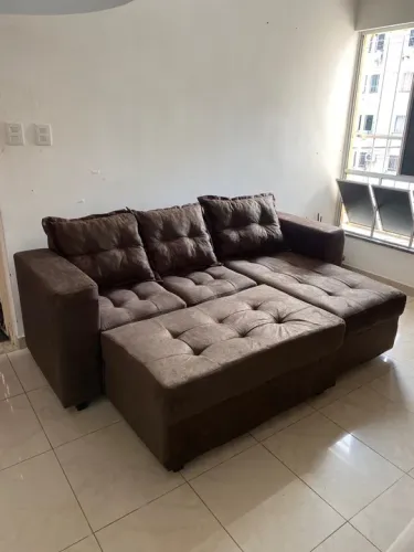 Sofá 3 lugares 2,10 largura frete grátis pagamento no ato entrega R$ 1.299,99 A vista