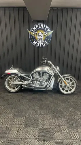 Harley-Davidson Vrod com apenas 20.297 km rodados