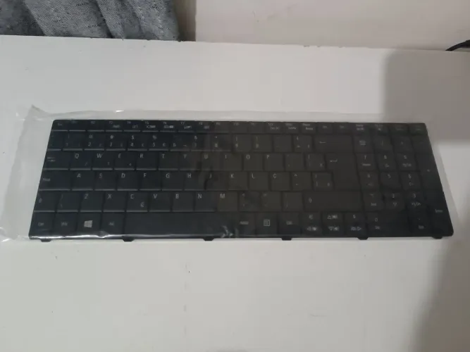 Teclado para notebook Acer E1-571 NOVO