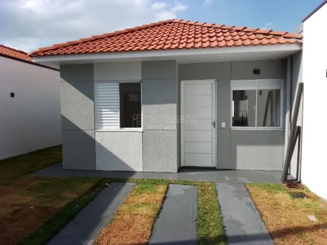 Venda de Casas / Padrão na cidade de Araraquara