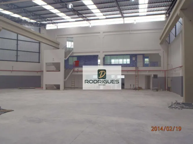 Galpão à venda, 1100 m² por R$ 4.500.000,00 - Jardim Canhema - Diadema/SP