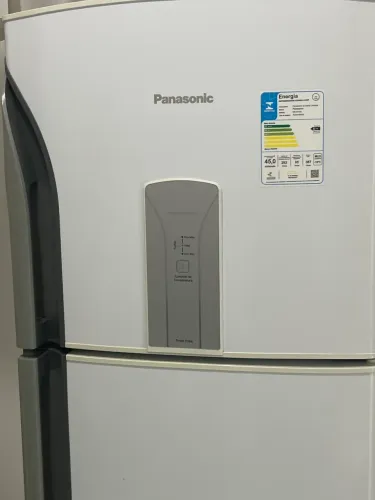 Geladeira Panasonic frost free( Na garantia até nov/26)