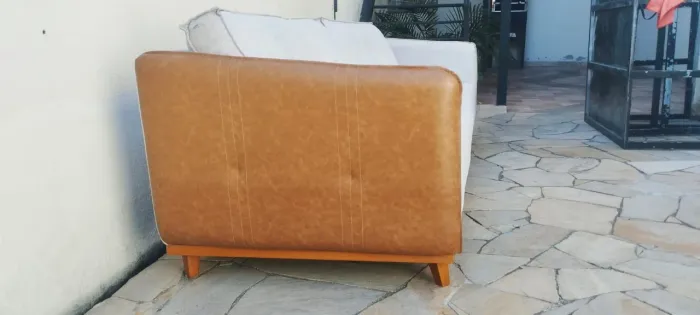 Sofá em linho cinza 4 lugares