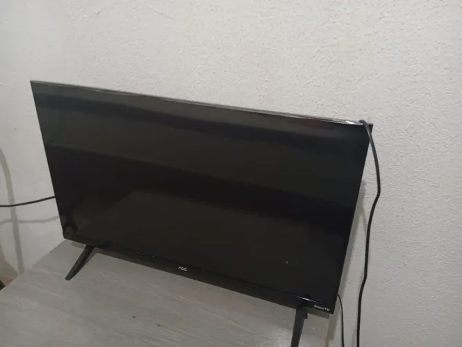 Tv 32 pouco usado semi novo