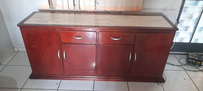 Buffet 4 portas madeira maciça zerado