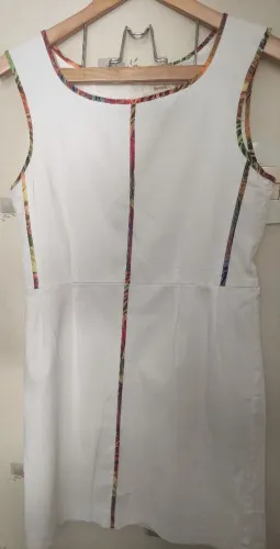 Barreds vestido tubinho forrado