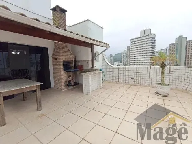 EXCELENTE COBERTURA DUPLEX À VENDA NA PRAIA DO TOMBO - REF.: 6068