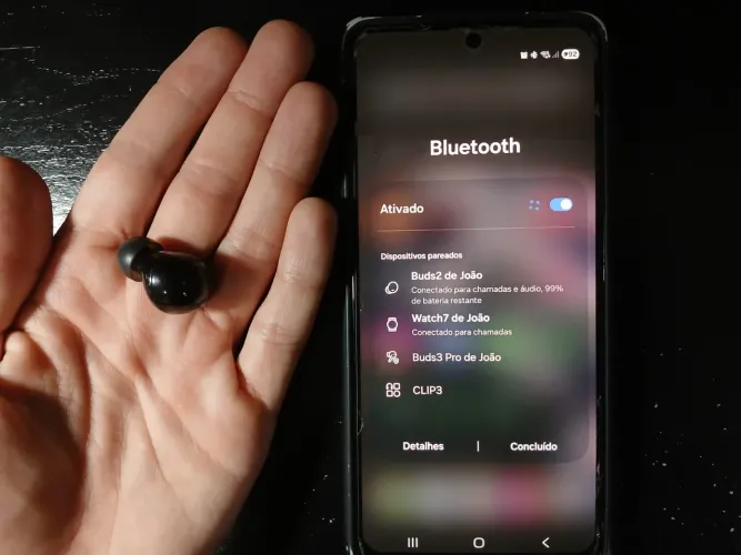 Buds 2 Original (apenas o lado esquerdo) perfeito funcionamento 