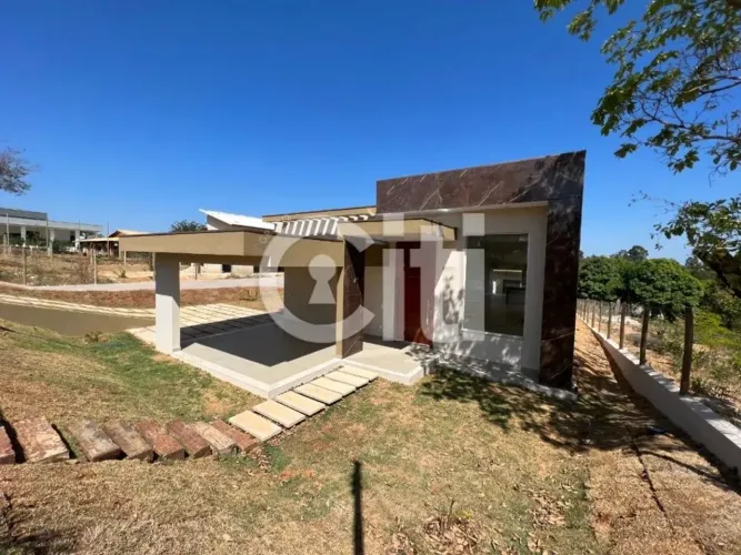 CONDOMÍNIO VALE DO LUAR