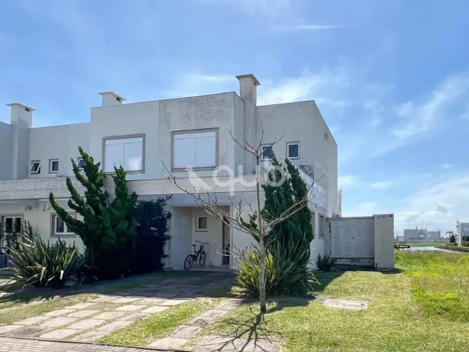 Sobrado à venda, 3 quartos, 1 suíte, 2 vagas, Condomínio Pateo Marbella - Xangri-Lá/RS